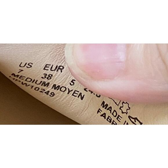 Hush Puppies "Hazel Pointe" Women's Flats, Soft Sage Suede, Size 7, #HPW10249 - Picture 7 of 9